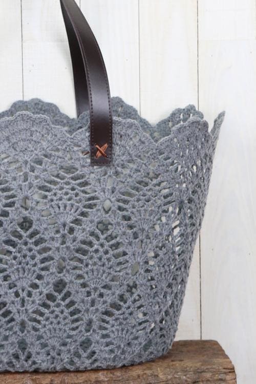 Leather Strap Crochet Tote Pattern
